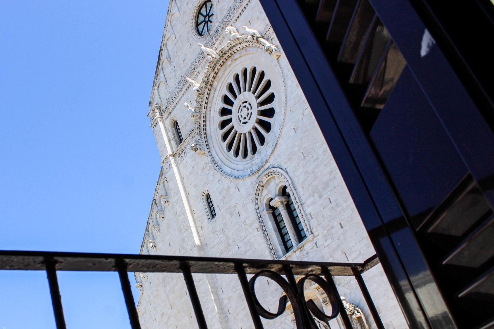 Vista Cattedrale - Super Attico Nel Centro Storico Бари Экстерьер фото